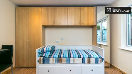 Studio apartment for rent in Clonsilla, Dublin - Photo 4