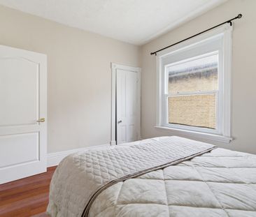 For Lease - 162 Darling Street Unit# Upper, Brantford, Ontario - Photo 2