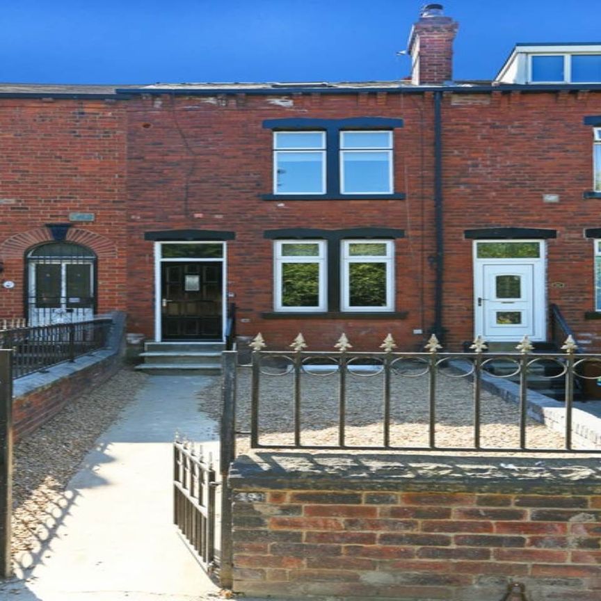 Silver Royd Hill (room 2), Armley , Leeds - Photo 1