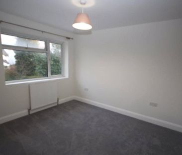 3 bedroom end of terrace house to rent - Photo 1