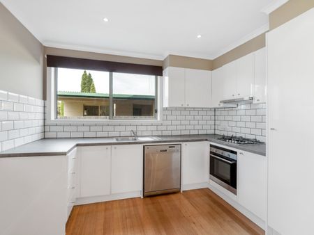 36 Buffalo Ave Corio - Photo 4