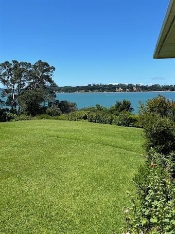 GLENDOWIE HOME + PRIVATE BEACH ACCESS - Photo 4