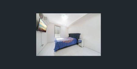 Quality 2 Bedroom Security Apartment - Photo 4