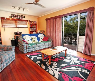 Convenient Family Living in the Heart of Pimlico! - Photo 5