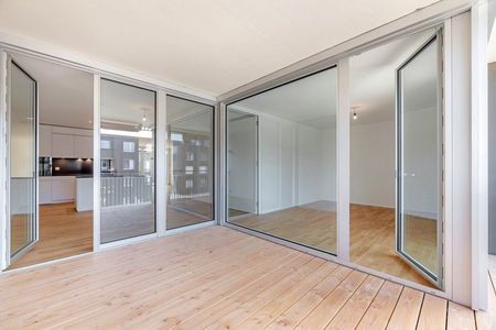 Mitten im Baumgarten - im herrlich grünen Umfeld - Foto 2