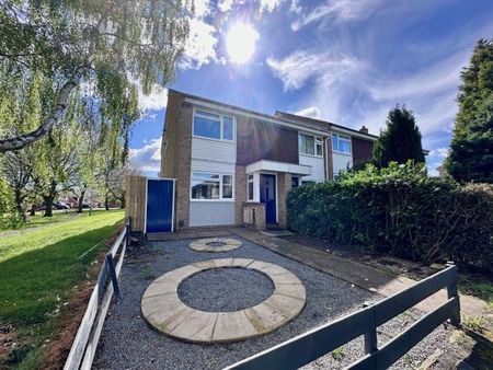 Tyler Court, Loughborough, LE12 - Photo 2