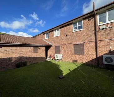 Lucerne Court, Middlesbrough, Marton-In-Cleveland - Photo 3