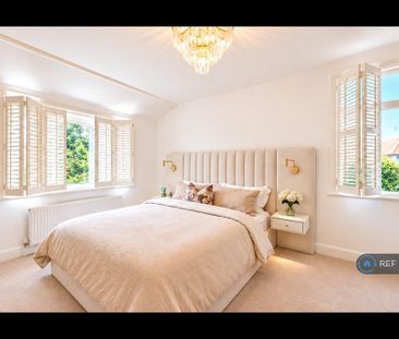 3 bedroom detached house to rent - Photo 4