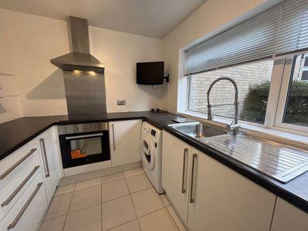 1 bedroom flat to rent - Photo 5