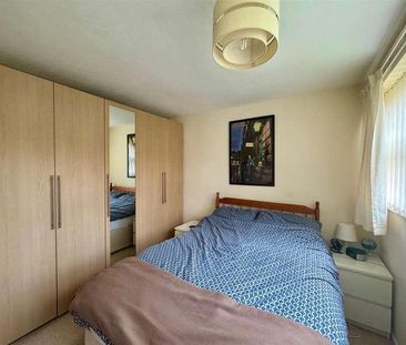 Chestnut Courtavenue Roadmalvernworcestershire, WR14 - Photo 3