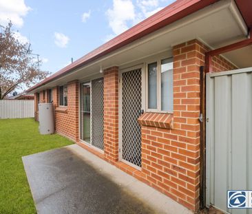 Comfortable Living with Practical Space and Convenience - Photo 1