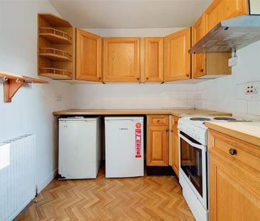 1 bedroom flat to rent - Photo 6