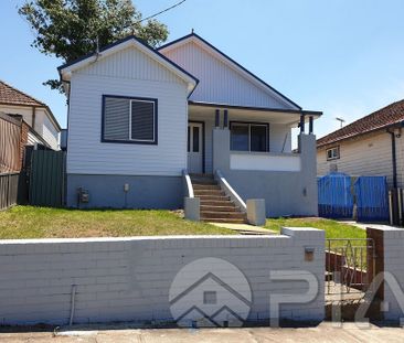 Renovated New Three bedroom home - Photo 4