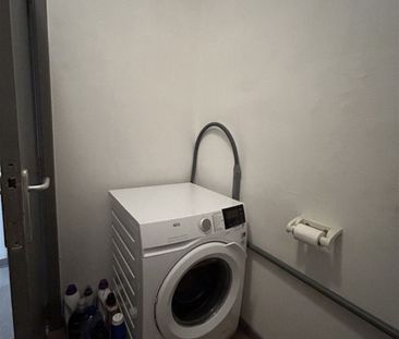 Bel appartement 2 chambres au 2e étage sans ascenseur - Photo 4