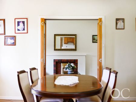 Open the Door to Peaceful Family Living - Photo 2