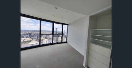 one of the Luxury 2-Bedroom Apartment for Rent on Level 71 - Spectacular River & City Views - Photo 4