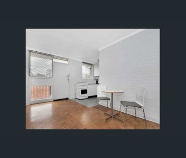 Modern apartment in fantastic location. - Photo 6