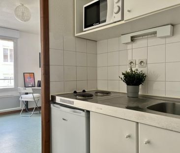 Studio à louer à SAINT ETIENNE - Photo 2