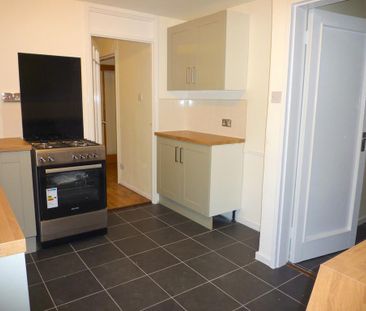 3 bedroom townhouse to rent - Photo 6