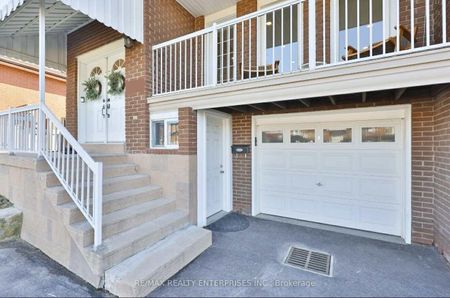 For Lease - 4050 Dunmow Crescent, Mississauga, Ontario - Photo 4