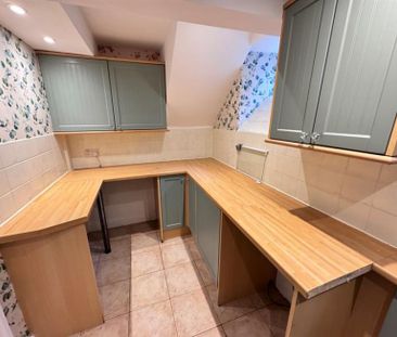 2 Bedroom Terraced To Let - Photo 4