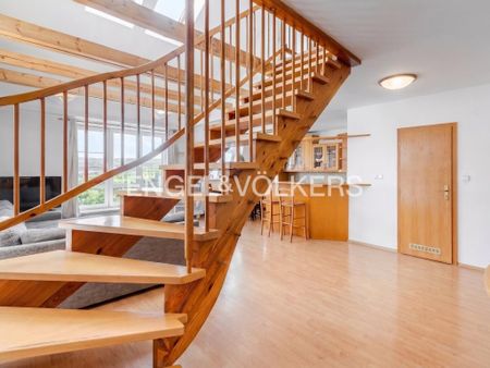 Pronájem bytu 5+kk 135 m2 - Fotografie 3