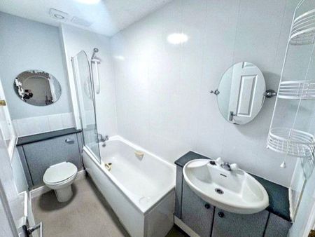 Trinity Mews, Thornaby, Stockton-on-Tees, Durham, TS17 6BQ - Photo 3