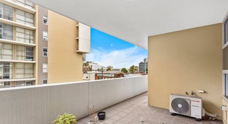 Prime Location, Convenience and Comfort - Photo 3