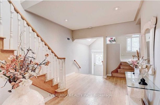 For Lease - 116 Redondo Drive Unit# 1&2 Floor, Vaughan, Ontario - Photo 1