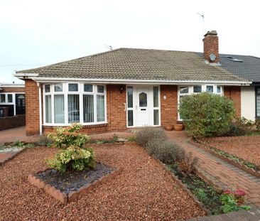 2 bedroom bungalow to rent - Photo 1