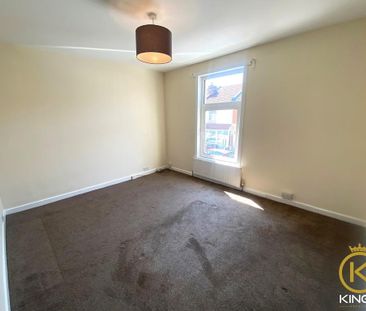 3 bedroom terraced house to rent - Photo 6