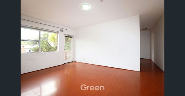 Bright & Spacious Two-Bedroom Unit in Prime West Ryde Location! - Photo 1