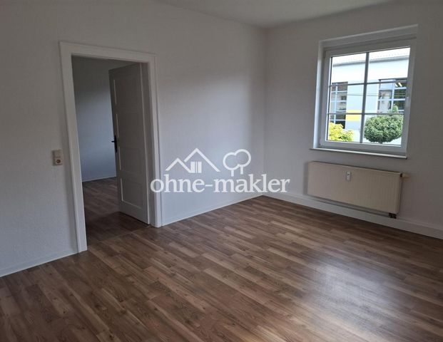 2-Raum-Whg., Bad mit Fenster, Badewanne incl. Dusche, neu renoviert / auch für ALG/BüGe mögl. - Foto 1