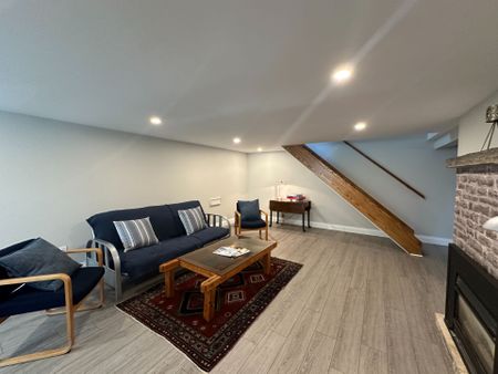 For Lease - 245 Pearson Street, Meaford, Ontario - Photo 5