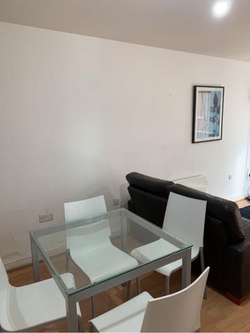 2 bedroom apartment to rent - Photo 2