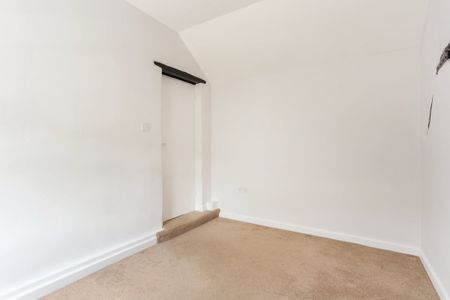 3 bedroom cottage to rent - Photo 2