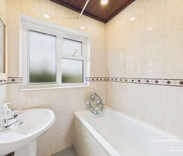 Haydon Close, Kingsbury, NW9 - Photo 5