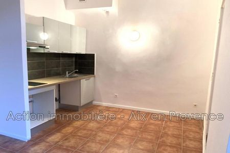 Location appartement rénové, Aix-en-Provence - Photo 3