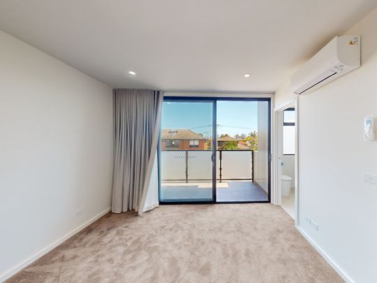 2/2 Arnold Street, Brunswick East VIC 3057 - Photo 1