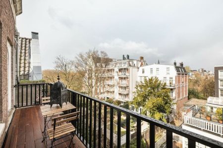 P.C. Hooftstraat | Two Bedrooms | Third Floor - Photo 4