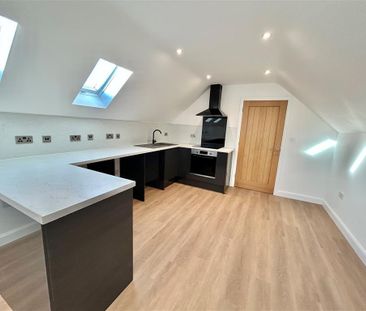 Allen Street, Hucknall, NOTTINGHAM - Photo 2