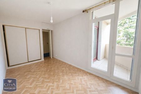 Location Appartement 2 pièces 67m² ANGERS 49000 - Photo 4