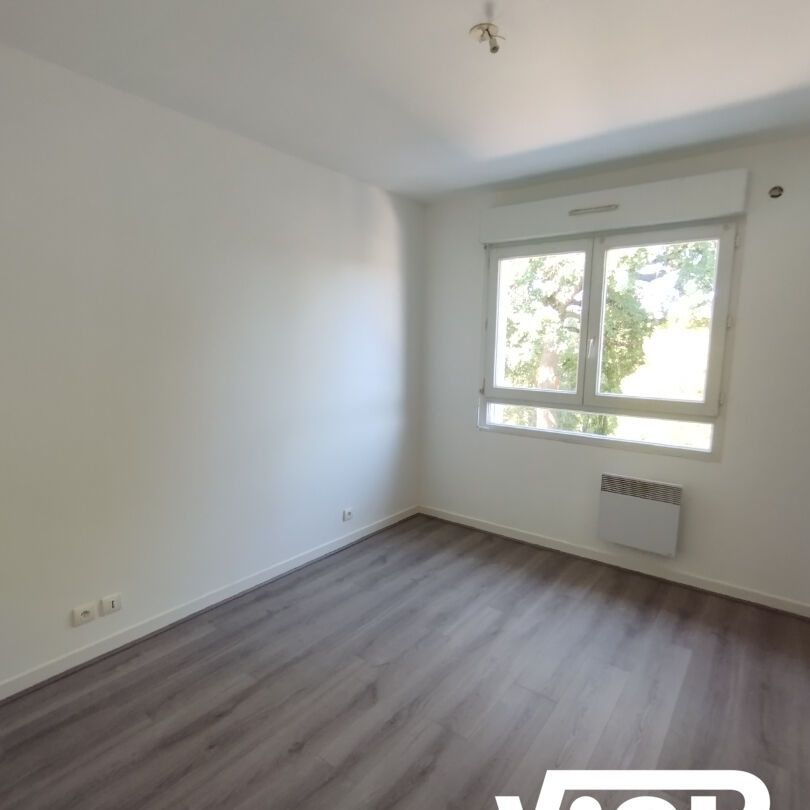 LIMOGES T2 DE 49 m² PROCHE CHU AVEC GARAGE - Photo 1