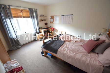 6 Bedroom Mid Terraced House for rent in Hartley Avenue - Photo 5