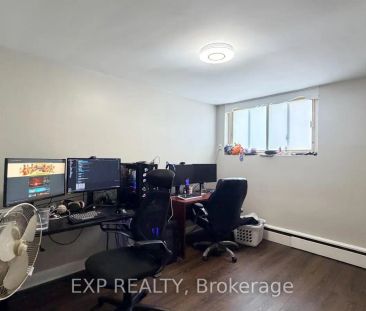 1 - 365 TILLBURY AVENUE - Photo 3