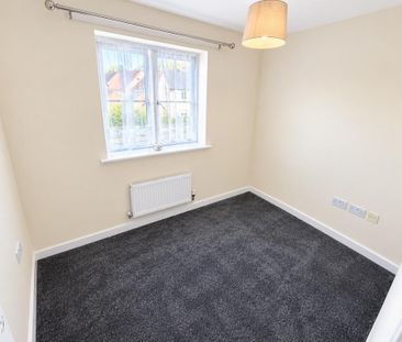 4 bedroom detached house to rent - Photo 3