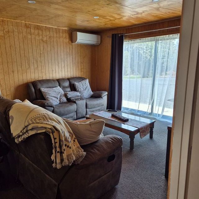 Quiet, rural, Renovat, Garden 2min away from Town - Photo 1