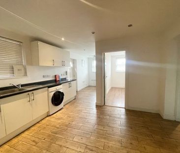 Clemens Street, Leamington Spa, CV31 - Photo 3