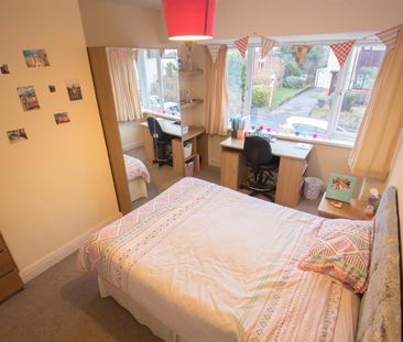 3 bedroom terraced house to rent - Photo 4