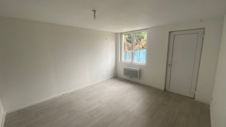 Location Appartement 85m² DOUAI 59500 - Photo 3